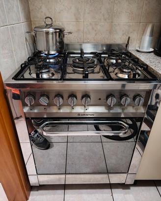 Cucina a Gas Ariston