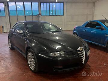 Alfa Romeo GT 1.9 JTDM 16V Distinctive