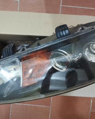 Fanale/faro Fiat Punto
