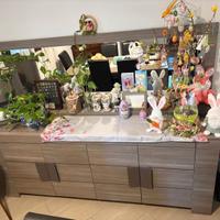 Credenza moderna con specchio