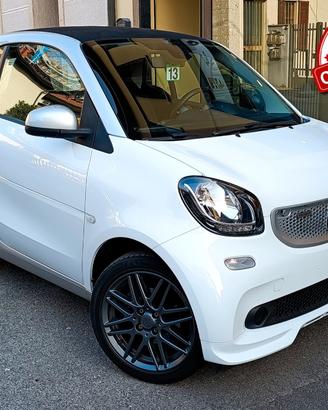 Smart ForTwo 0.9 turbo 90cv Pack Brabus Edition km