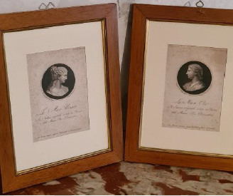 Coppia di stampe in cornice (Le Muse)