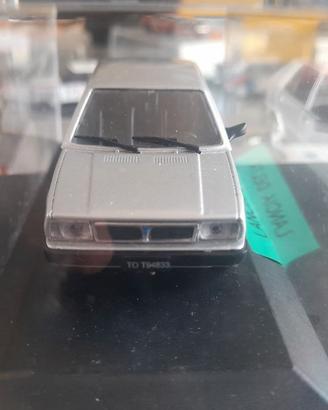 Lancia Delta Modellino Scala 1/43