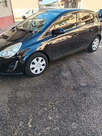 Opel corsa vista e piaciuta
