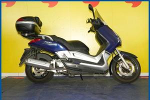 YAMAHA X-Max 250 Garantito e Finanziabile