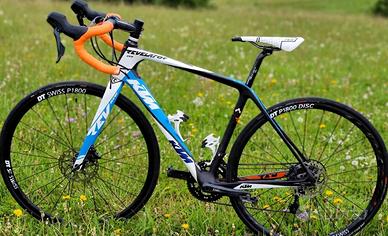 Bici da corsa Ktm carbon Disk TG 50 S 11v