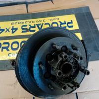 Mozzo ruota lato passeggero mitsubishi pajero l040