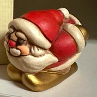 Thun babbo natale sugli sci.