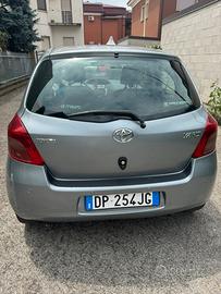 Toyota Yaris 2008 1.3 benzina