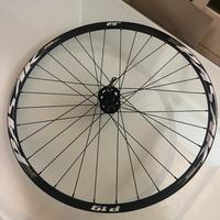 Cerchione anteriore 29”