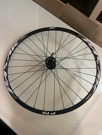 Cerchione anteriore 29”