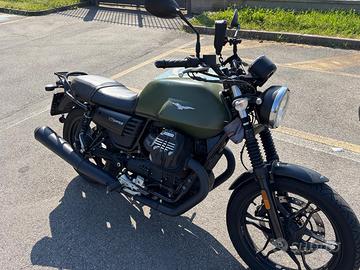 Moto Guzzi V7 III Stone-2017- 19.500 km