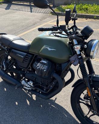 Moto Guzzi V7 III Stone-2017- 19.500 km