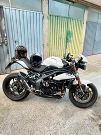 Triumph speed triple 1050