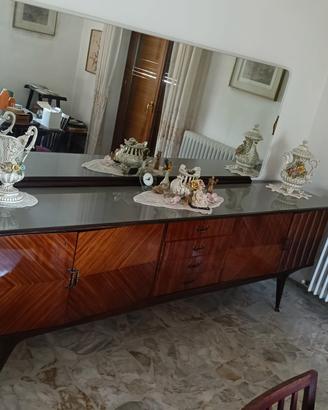 Credenza 