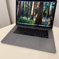 MacBook Pro 15 2018 Touch Bar Intel i7 2,2 ghz