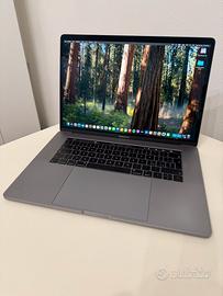 MacBook Pro 15 2018 Touch Bar Intel i7 2,2 ghz