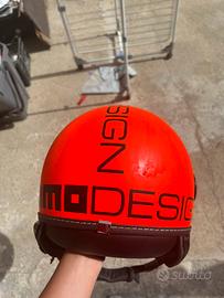 Casco Momo design