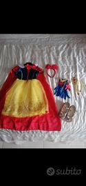 biancaneve 4 anni +accessori +doppia mantella 