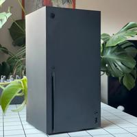 XBox Series X + 2 joypad