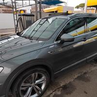 Tiguan 1.5 benzina RLine interni sport