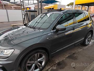 Tiguan 1.5 benzina RLine interni sport