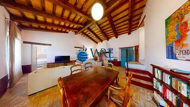 Appartamento di 135 m² con 4 locali a Sellano