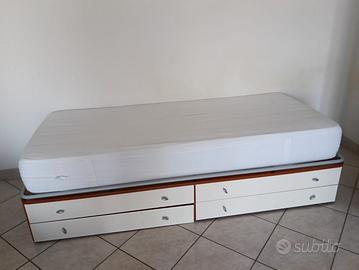 Letto singolo con cassettiere