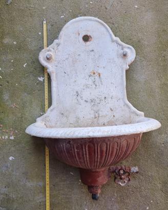 Fontana in ghisa