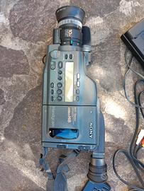 Videocamera Sony anni '90 ROTTA