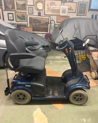 Sterling Elite XS 4-scooter elettrico per disabili