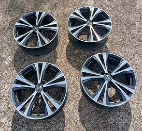 cerchi originali Nissan qashqai da 18 