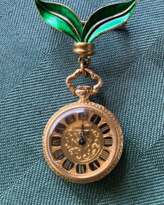 Orologio svizzero Bucherer (monachina o da bavero)