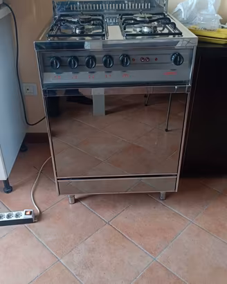 Cucina LOFRA Acciaio Inox 4 fuochi forno ventilato