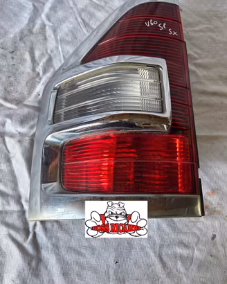 MITSUBISHI PAJERO V60 FANALE POSTERIORE SINISTRO