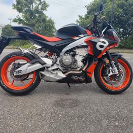 APRILIA TUONO 660