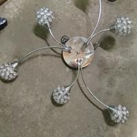 Lampadario di metallo 