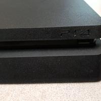 Playstation 4 slim 500gb + Controler + 10 Giochi