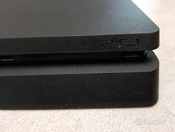 Playstation 4 slim 500gb + Controler + 10 Giochi
