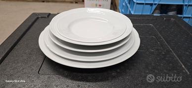 piatto bianco Ofriamo un set di 6 piatti bianco el