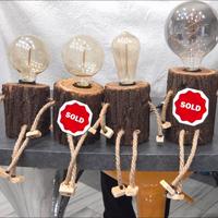 Lampade in legno artigianali