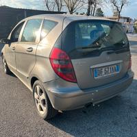 MERCEDES A180 cdi 5 porte