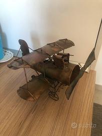 aeroplano antico in rame