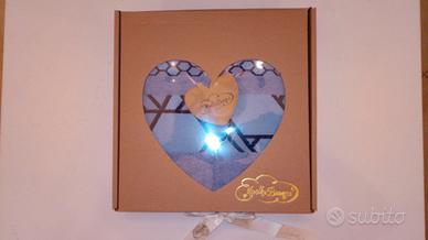 ASCIUGAMANI VISO E OSPIDE IN SPUGNA 100% cotone.