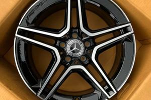 Cerchi originali Mercedes Amg C300