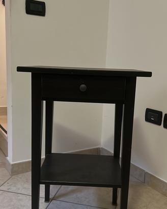 Comodino ikea
