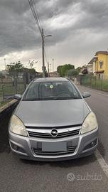 Opel Astra Impeccabile – Nessun Lavoro da Fare