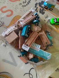Lotto giochi in legno e plastica per bambini