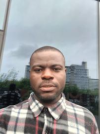 Cameriere/addetto alle pulizie/assistente di cucin