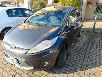 FORD Fiesta 6ª serie - 2010